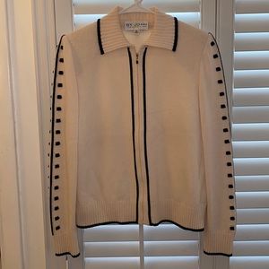 St. John Collection crepe/black size6 knit jacket